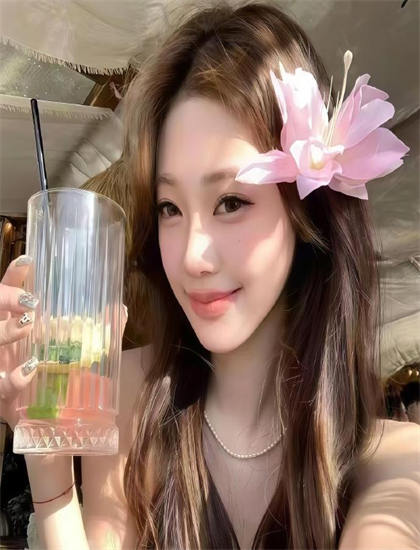 最美情侣高清免费视频-水墨画视频