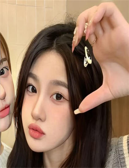 亞州夜夜爽妓女爽歪歪XXX_親胸親嘴床震刺激視頻大全